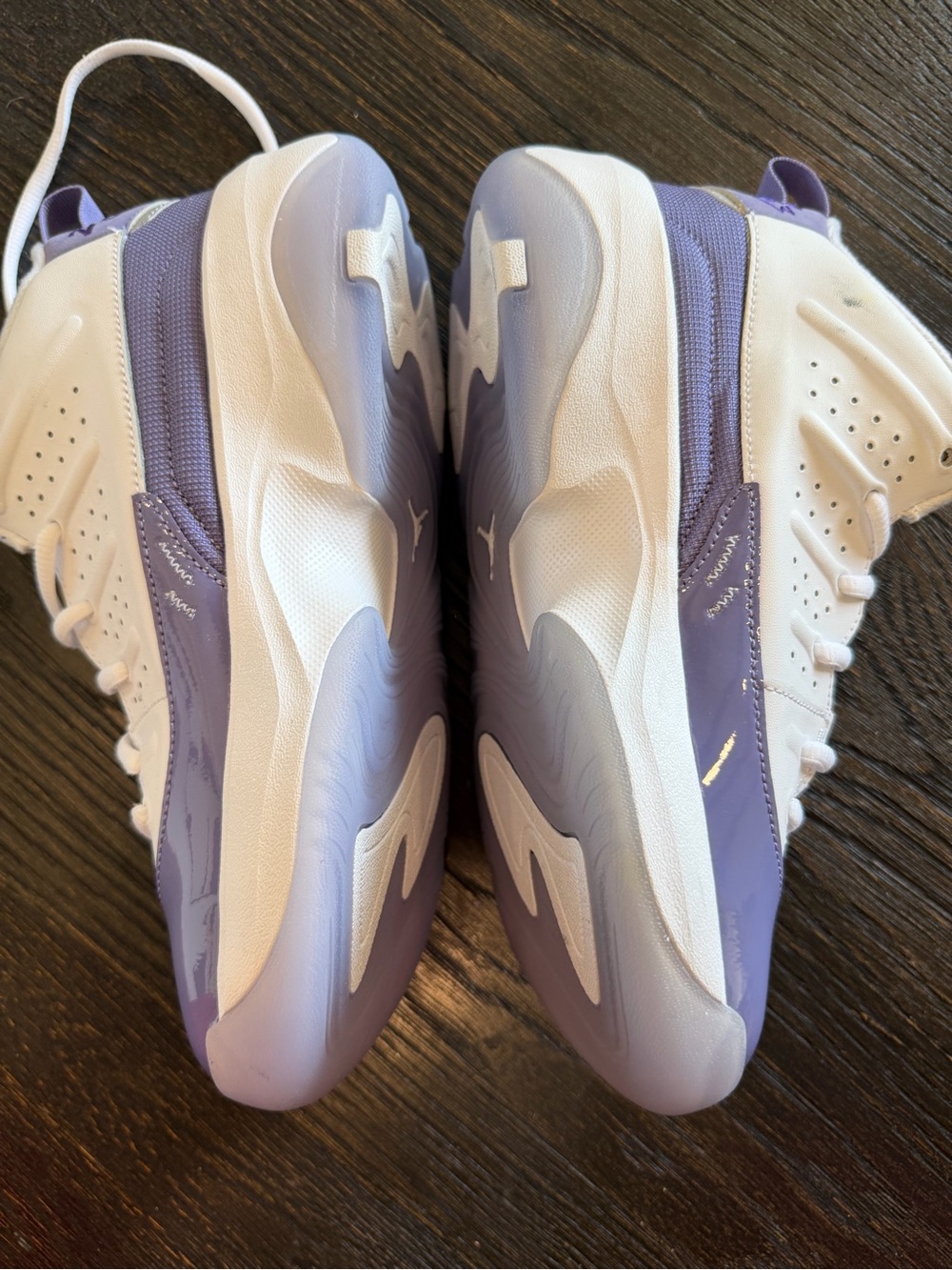 Nike Air Jordan Max Aura 7 White and Purple  6Y - Picture 7 of 11